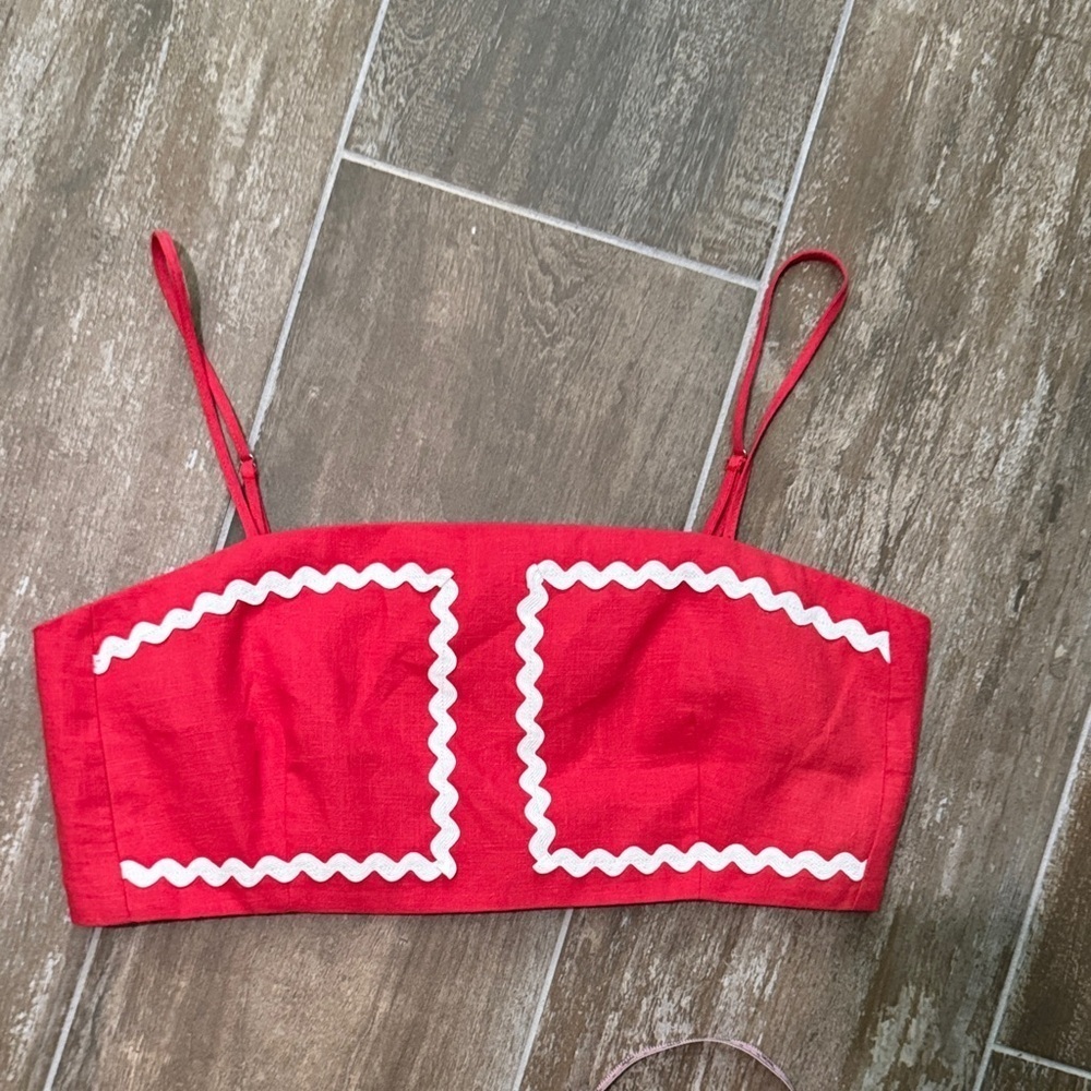 English Factory Linen Crop Top w/ Ric Rac Trim - Picture 3 of 8